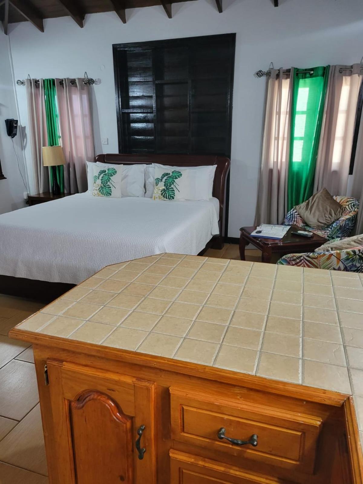 Hotel Samfi Gardens Soufrière Exteriér fotografie
